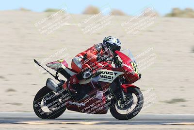 media/Oct-05-2025-CVMA (Sun) [[beeef4f201]]/Race 11-500-400(4)-350 Supersport/